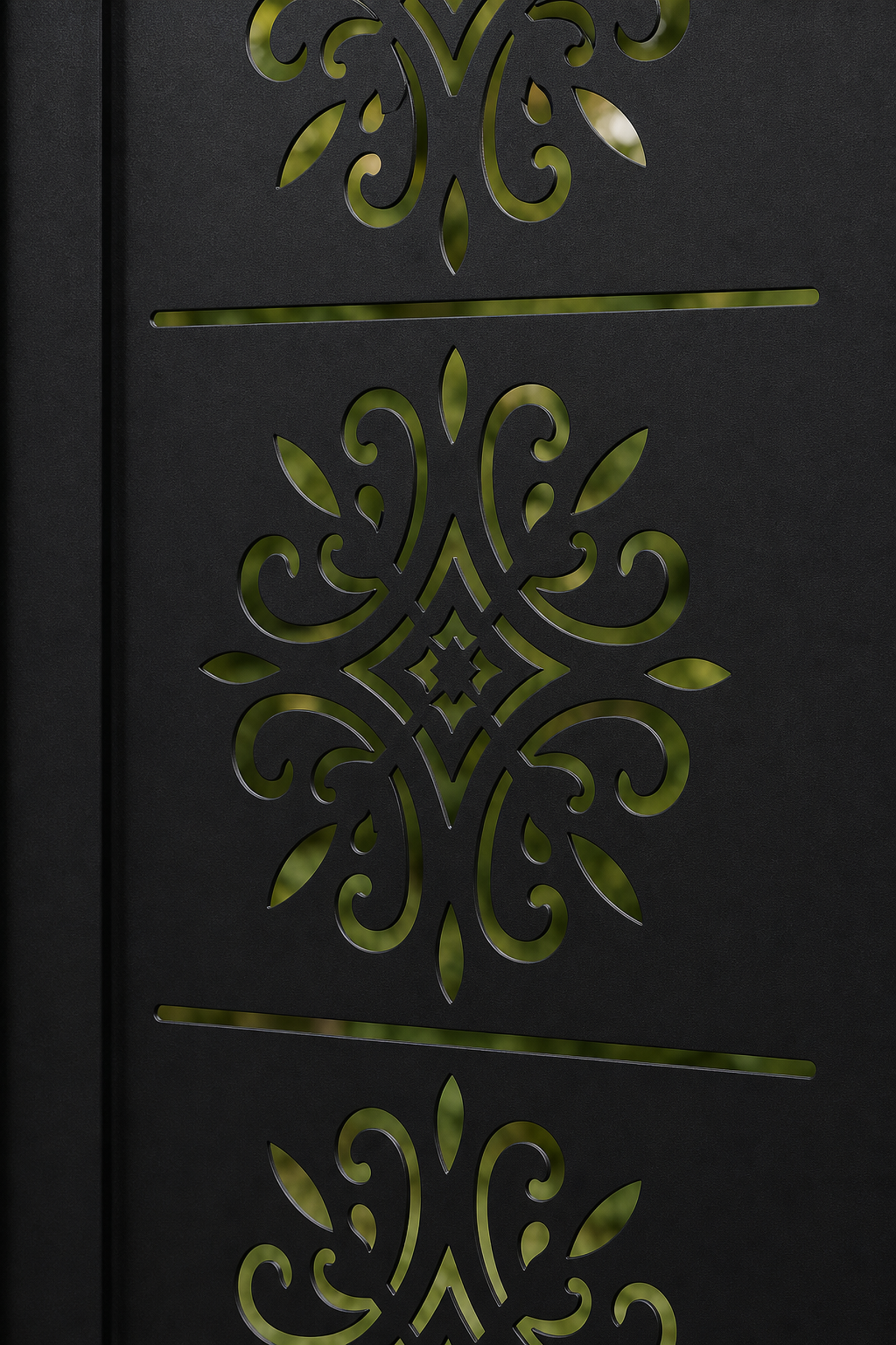 Design 122 Fleur Medallion Stack Laser Cut Metal Privacy Screen Panel close-up detail view