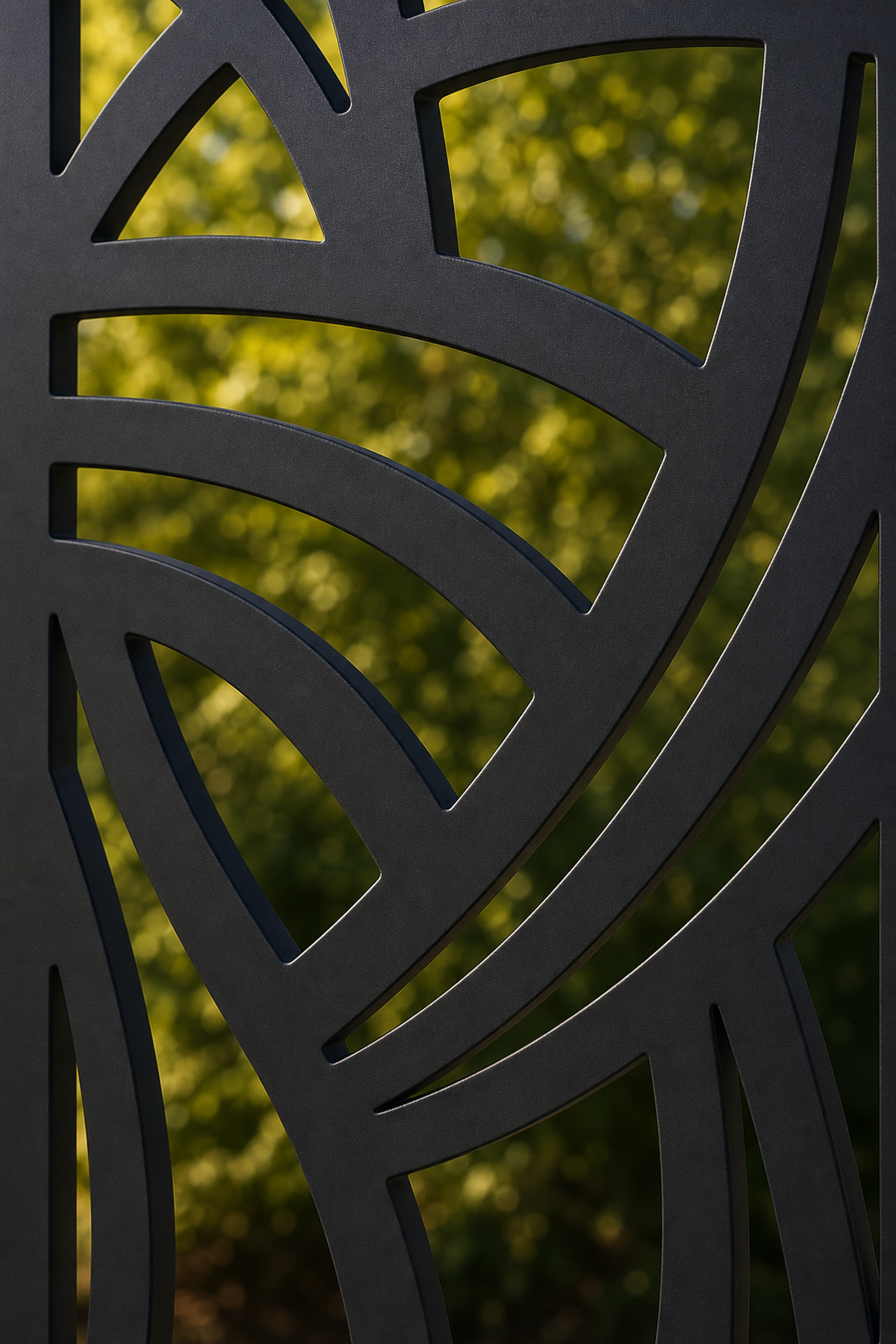 Design 125 Curved Mosaic Laser Cut Metal Privacy Screen Panel close-up detail view