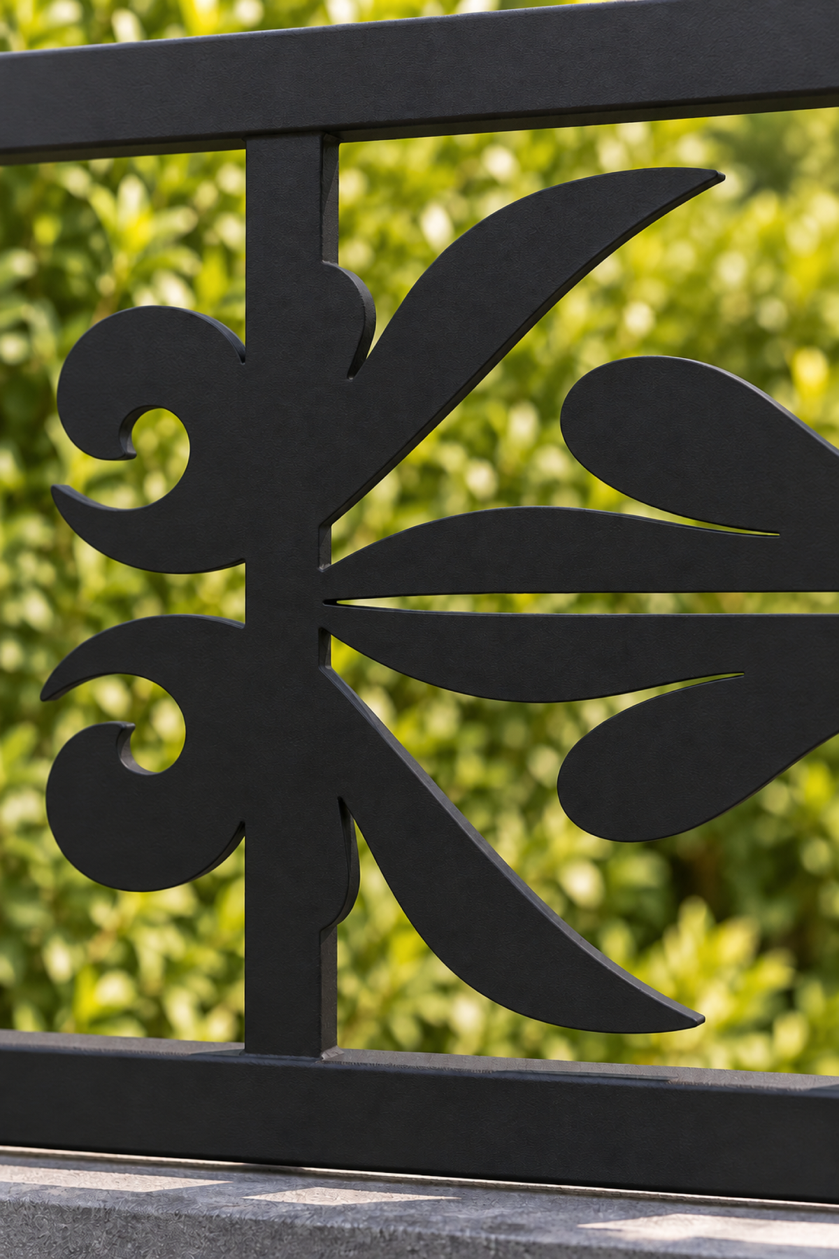 Design 343 Palm Fleur Border Laser Cut Metal Privacy Screen Panel close-up detail view