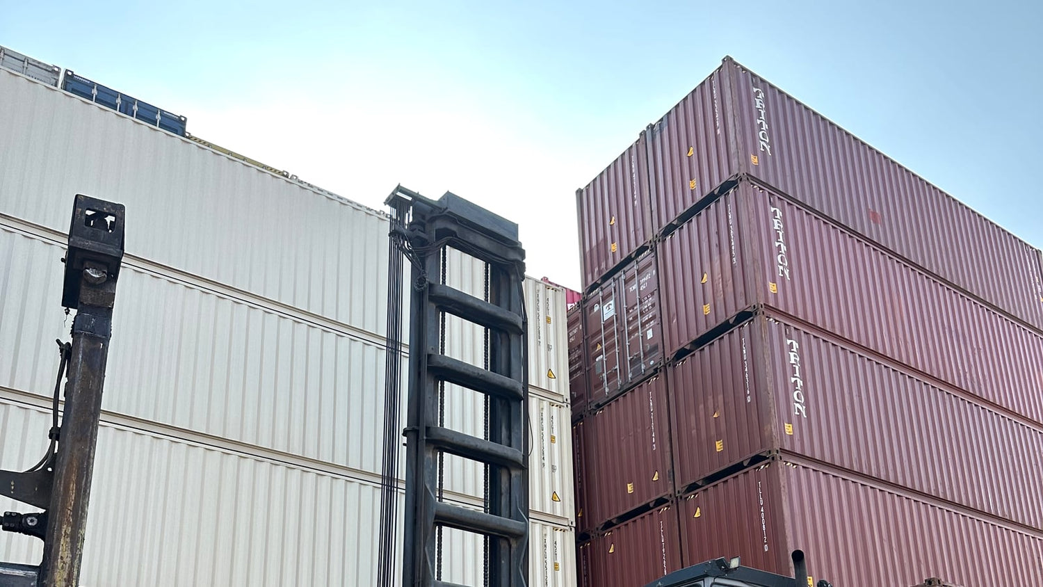 Used storage container photo