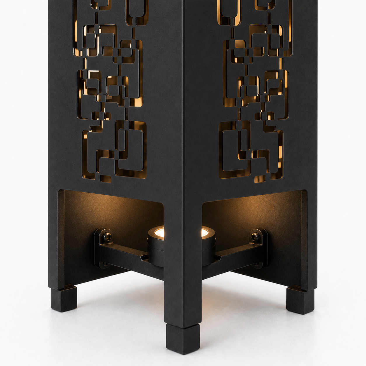 Design 114 bottom light bracket detail for metal garden light tower