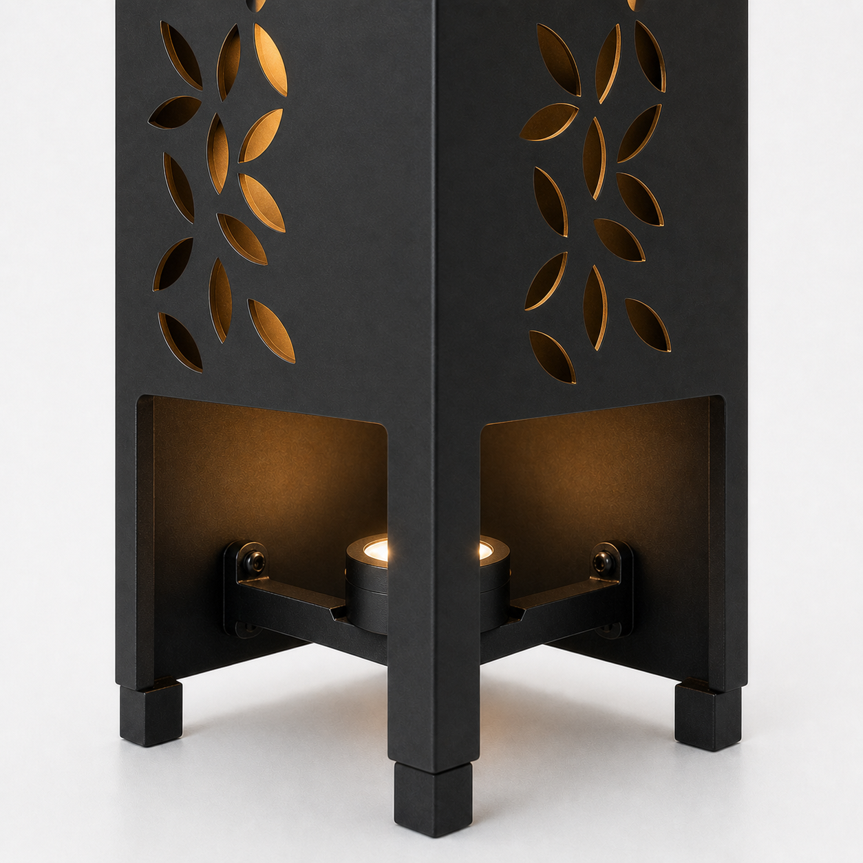 Design 134 bottom light bracket detail for metal garden light tower
