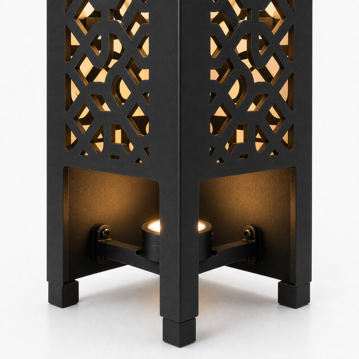 Design 139 bottom light bracket detail for metal garden light tower