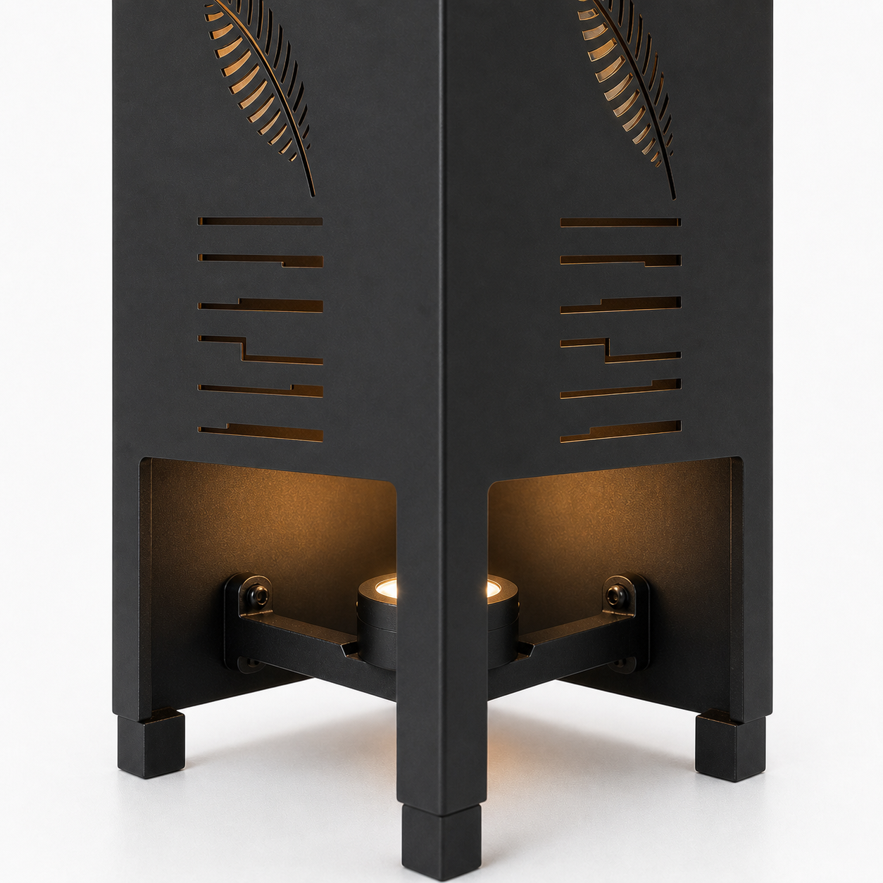 Design 146 bottom light bracket detail for metal garden light tower