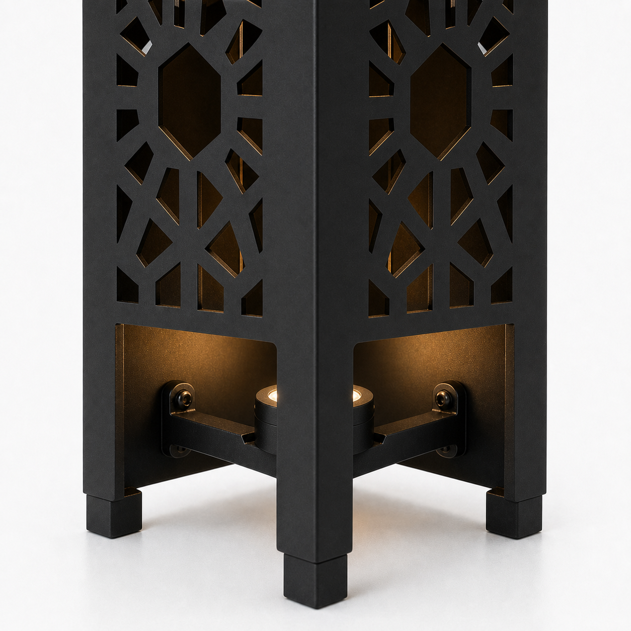 Design 151 bottom light bracket detail for metal garden light tower