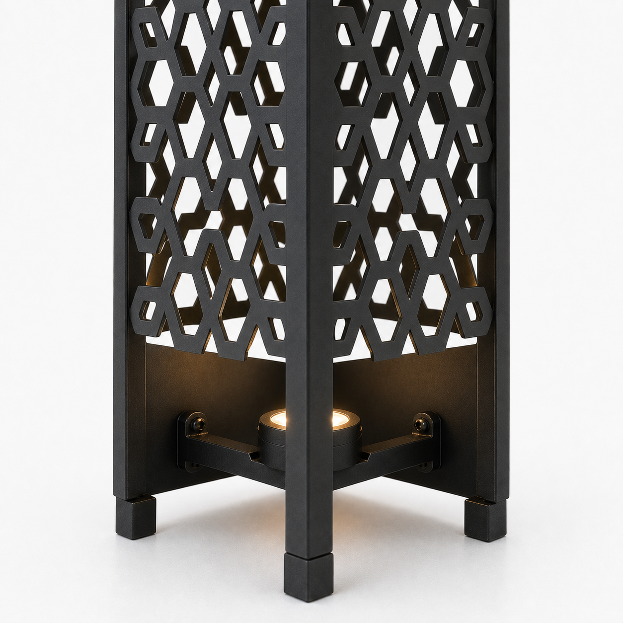 Design 175 bottom light bracket detail for metal garden light tower