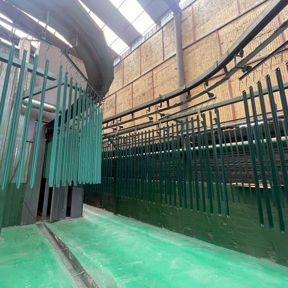 1.58 kg/m black bituminous steel Y post for farm fence and wire fencing