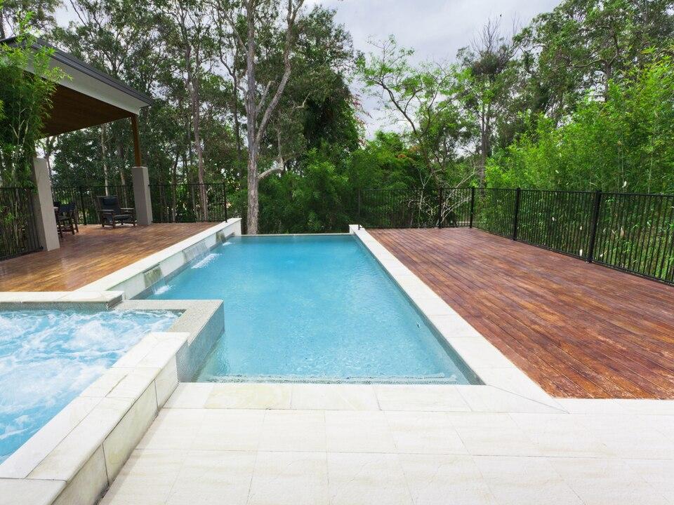 Eone Aluminium 50 x 50 x 1800mm Stain Black Inground Fence Post With Cap - Eone Industry